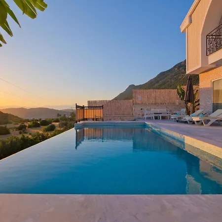 Toucano Peaceful With Nature View, Pool And Jacuzzi Villa