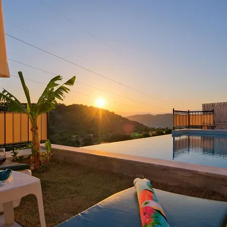 Villa Toucano Peaceful With Nature View, Pool And Jacuzzi Kalkan