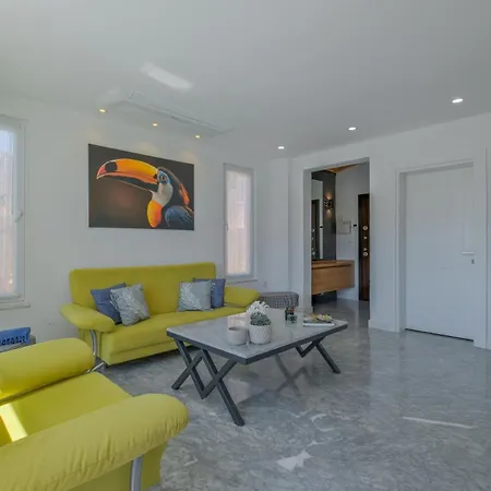 Toucano Peaceful With Nature View, Pool And Jacuzzi Villa