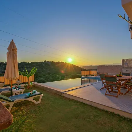 Toucano Peaceful With Nature View, Pool And Jacuzzi